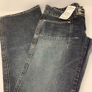 BEBE JEANS SEAMED FLARE  SIZE 28